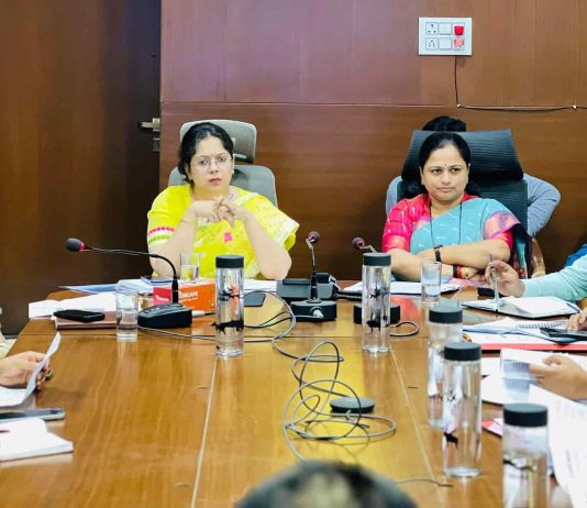 घुग्घुसच्या २५०० चिमुकल्यांचा कोळशाच्या धुराड्यात गुदमरतोय श्वास