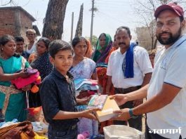 धामणगाव अग्नी तांडवातील पीडितांना भद्रावतीतील सामाजिक संस्थांतर्फे मदतीचा हात!