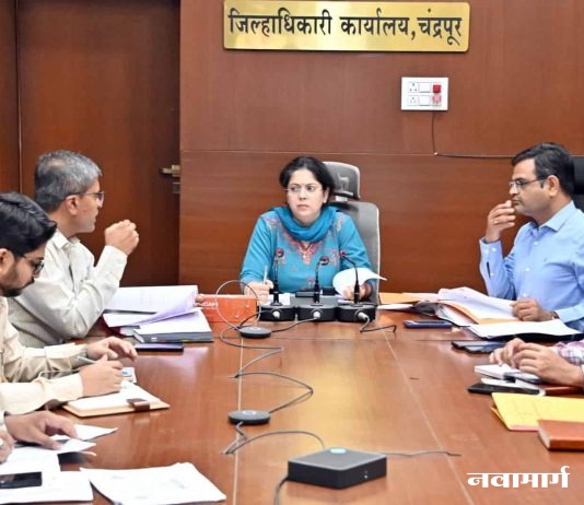त्रिसदस्यीय जिल्हा निवडणूक यंत्रणा सतर्क
